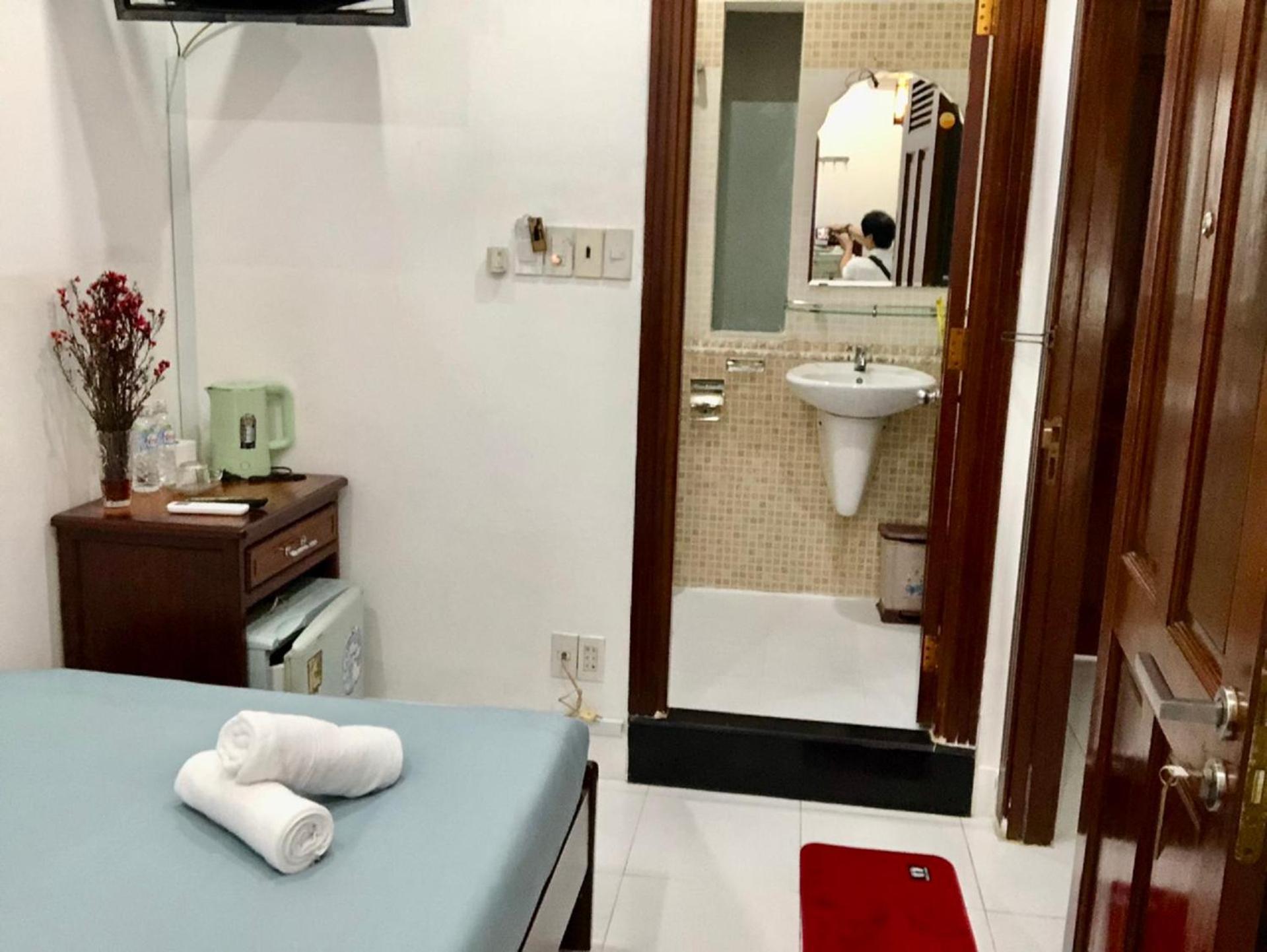 Saigon Cozy2 Hotel At 241 Pham Ngu Lao Street Thành Pho Ho Chí Minh Esterno foto
